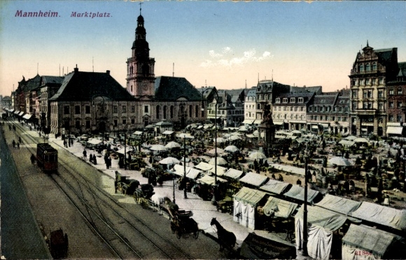 Postcard Mannheim in Baden, market square, buildings, market stalls, tram, horses, people