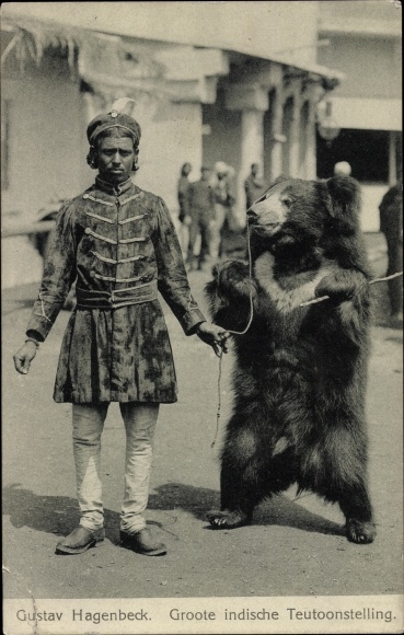 PC Gustav Hagenbeck, Groote Indian Teutonstelling, Indian with bear, people&#39;s show