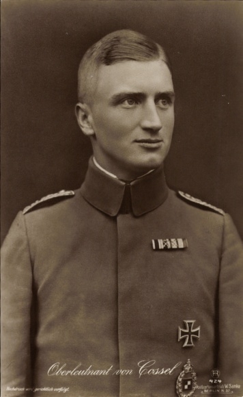 Postcard Fighter Pilot First Lieutenant von Cossel, Portrait, Iron Cross 1st Class