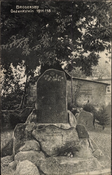 Ak Brodersby in Schleswig Holstein, Gedenkstein 1914-1918
