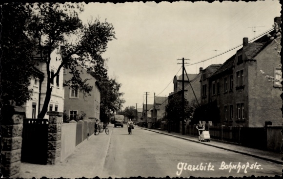Photo Postcard Glaubitz on the Elbe, Bahnhofstrasse