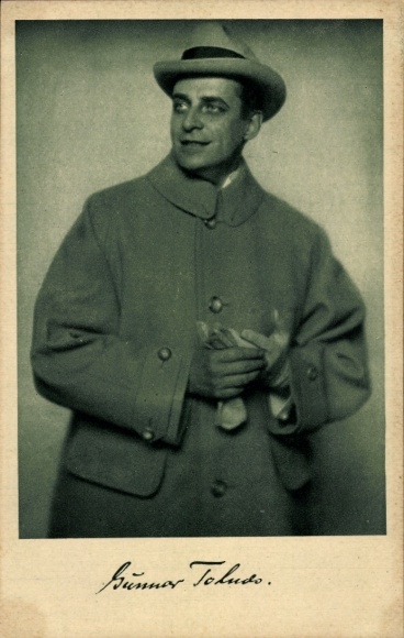 Postcard Actor Gunnar Tolnæs, Portrait, Hat, Coat