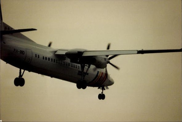 Set von 100 Fotos Flugzeuge und  Hubschrauber