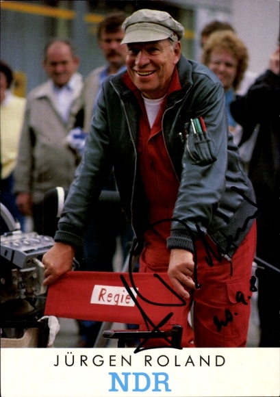 Postcard film director and actor Jürgen Roland, standing portrait, director's chair, autograph