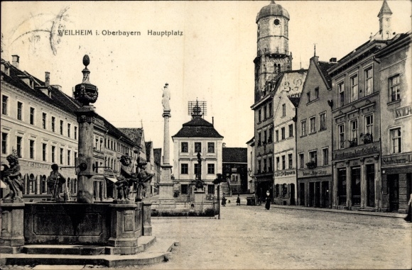 Postcard Weilheim Oberbayern, main square, monument