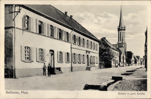 Postcard Bellheim in der Pfalz, school and Protestant church