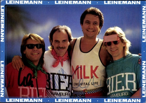 Postcard Gruppe Leinemann, autographs