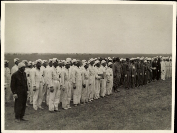 Photo Manchukuo State of Manchu, gliding, gliding competition in Hainking, airfield