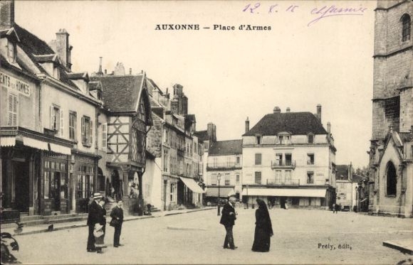 KP Auxonne Côte-d'Or, Place d'Armes, budynki, ludzie na ulicy,