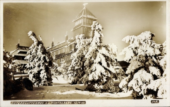 Postcard Fichtelberg in the Fichtelgebirge Upper Franconia, accommodation house snow-covered trees, wintry landscape