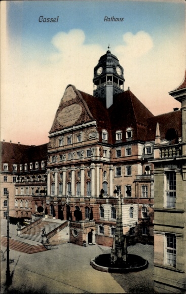 Ak Cassel Kassel in Hessen, Rathaus in   Architektur, Uhrturm, Brunnen