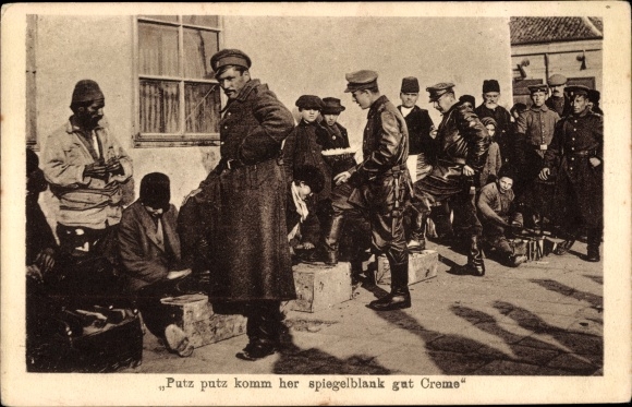 PC Yugoslavia, locals, shoeshine boys, German soldiers, I. WW