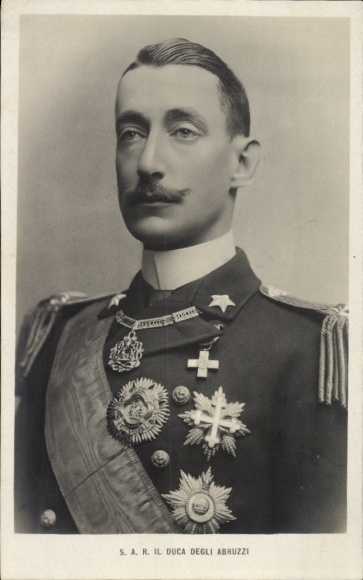 Postcard Luigi Amedeo di Savoia-Aosta, son of Amadeus I, King of Spain, portrait, order