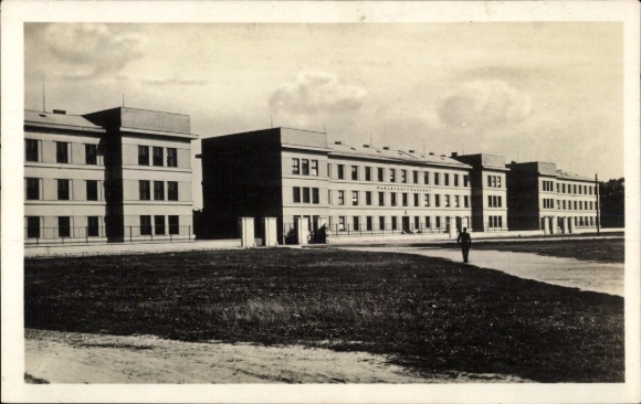 Ak Pardubice Pardubitz, Hrad Michalovicem Masarykovy kasarny, Kaserne