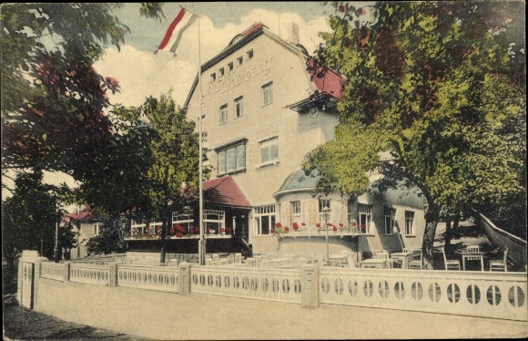 PC Dresden Kaitz, Cafe Weinberg, street section