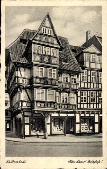 Postcard Halberstadt in Saxony Anhalt, Stelzfuss, half-timbered house