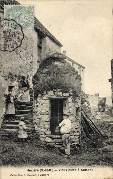 PC Juziers Yvelines, Old Well