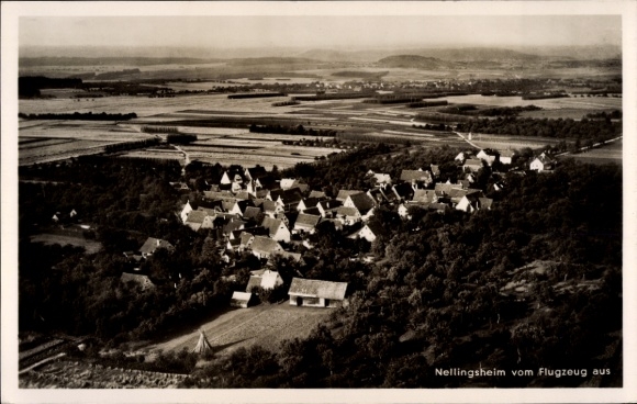 Ak Nellingsheim Neustetten in Württemberg, Luftaufnahme, Landschaft, Häuser, Bäume, fotografie