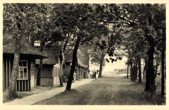 Postcard Prerow near Zingst, wooden huts on the dunes, 1952