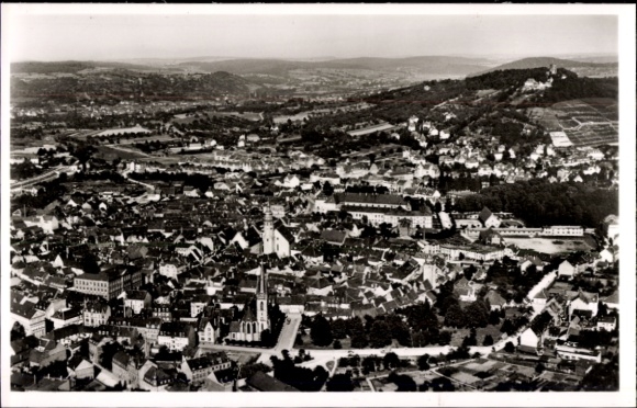 Ak Durlach Karlsruhe in Baden, Luftaufnahme von   Gebäude, weite Landschaft, Kirche