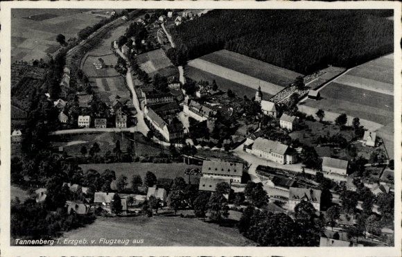 Ak Tannenberg im Erzgebirge Sachsen, Fliegeraufnahme