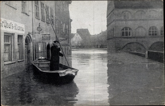 Ak Nürnberg, Hochwasserkatastrophe 1909, Grübelstrasse, Boot