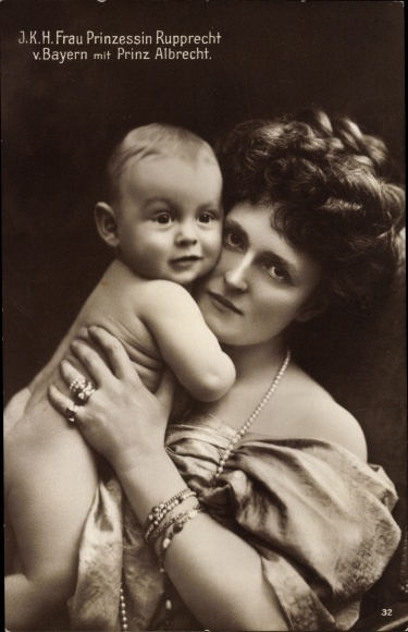 Postcard Princess Rupprecht of Bavaria with Prince Albrecht, portrait