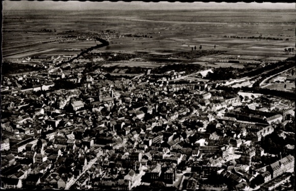 Ak Frankenthal in der Pfalz, Luftaufnahme von Frankenthal, Stadtansicht, viele Dächer