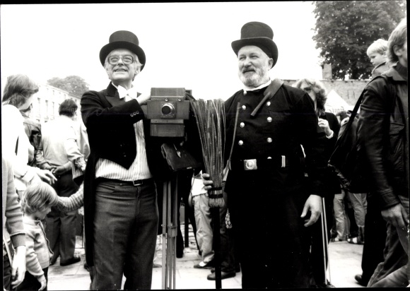 Photo Schwerin in Mecklenburg, 825th anniversary, historical procession, photographer, chimney sweep