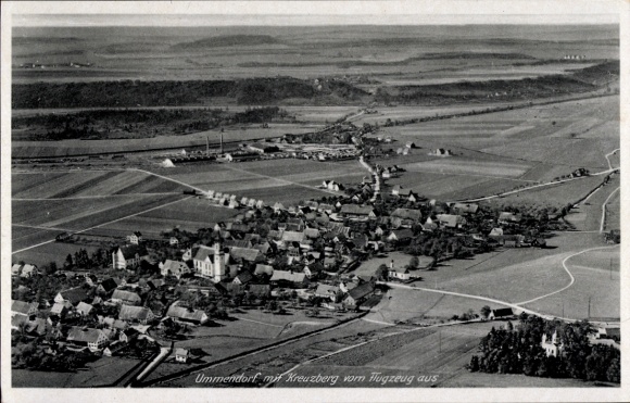Postcard Ummendorf in Württemberg, aerial photograph, Kreuzberg, fields, houses
