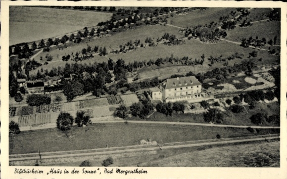 Postcard Bad Mergentheim in Tauberfranken, diet health resort Haus in der Sonne, railway line