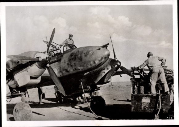 Photo Heinrich Hoffmann, Messerschmitt Me 110, destroyer aircraft, February 1942