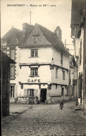 Postcard Malestroit Morbihan, Cafe, 15th Century House, old buildings, cobblestone street