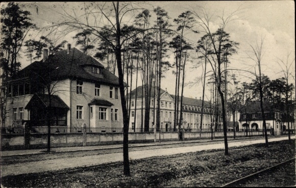 Postcard Berlin Köpenick Oberschöneweide, view of the Queen Elisabeth Hospital
