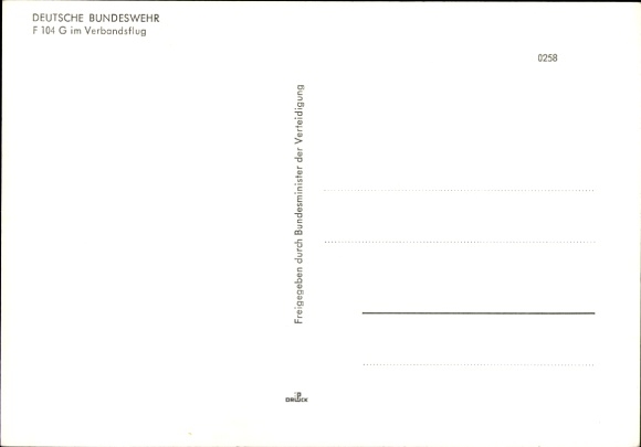 Postcard German Bundeswehr, F 104 G in formation flight