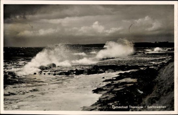 7 old PCs Ostseebad Thiessow on Rügen, various views