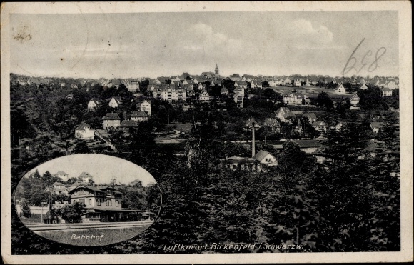 Ak Birkenfeld in Württemberg, Bahnhof, Gleisseite, Blick auf den Ort