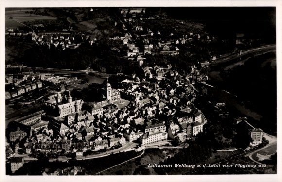 Ak Weilburg an der Lahn Hessen, Fliegeraufnahme