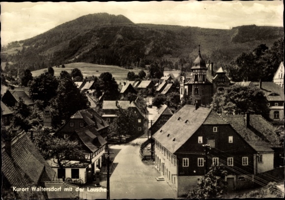PC Waltersdorf Großschönau Oberlausitz, town view with the Lausche