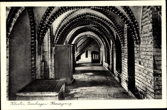 Postcard Hankensbüttel in Lower Saxony, Isenhagen Monastery, cloister