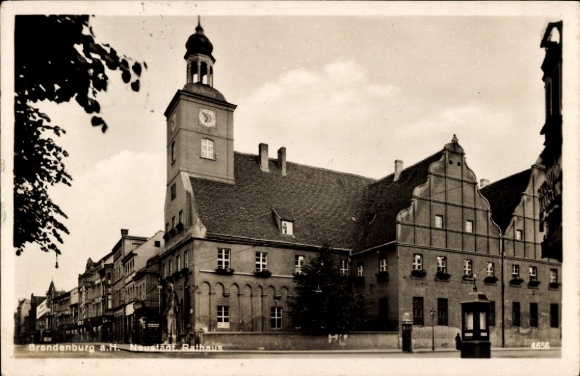 Postcard Brandenburg an der Havel, Neustadt, Town Hall, Roland, Weather Column