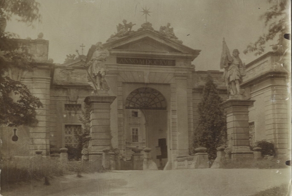 Original photo of Melk on the Danube, Lower Austria, Melk Abbey, entrance portal, around 1900