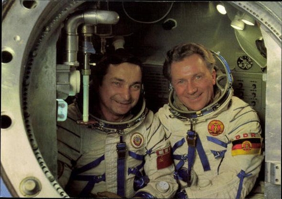 8 old PCs astronaut Sigmund Jähn, various views