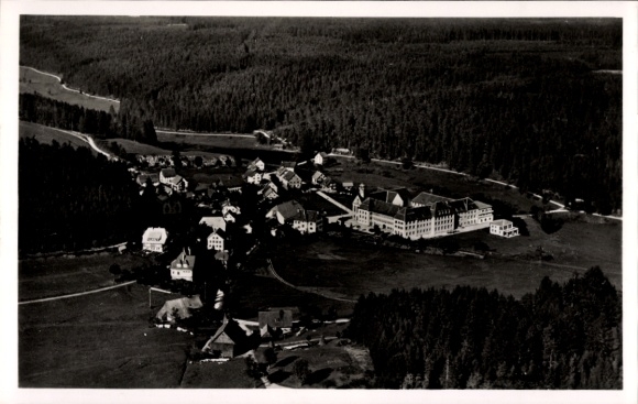 Ak Friedenweiler im Schwarzwald, Kinderheim, Fliegeraufnahme
