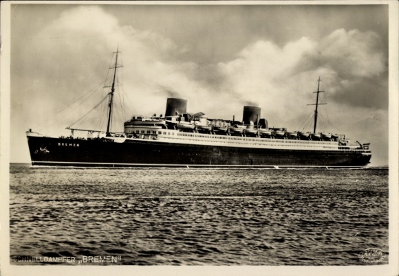 Postcard fast steamer Bremen, turbine-powered ship, North German Lloyd, catapult aircraft New York