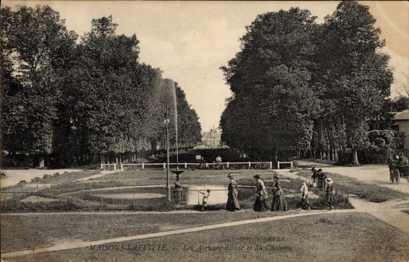 Postcard Maisons Laffitte Yvelines, park, fountain, water fountain
