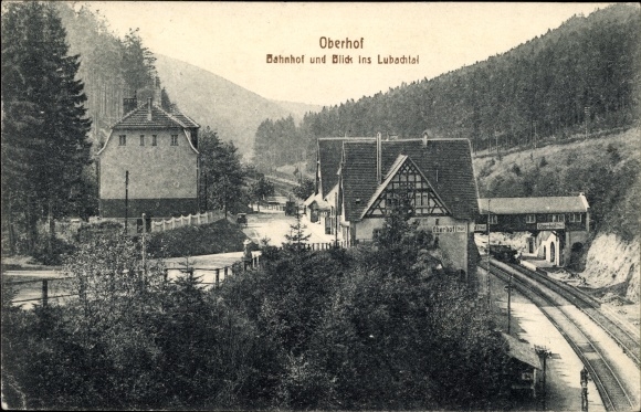 Postcard Oberhof Thuringian Forest, train station and view of the Lubachtal