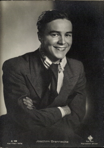 Postcard actor Joachim Brennecke, portrait, suit, Ufa Film