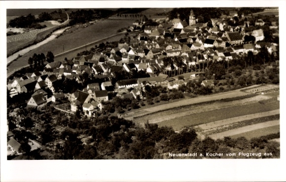 Postcard Neuenstadt am Kocher, aerial photograph of the town, church, residential buildings