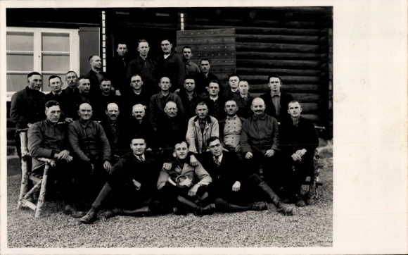 Photo Postcard Bad Arolsen in Hessen, men's group, training camp Arolsen Rhoden 1937